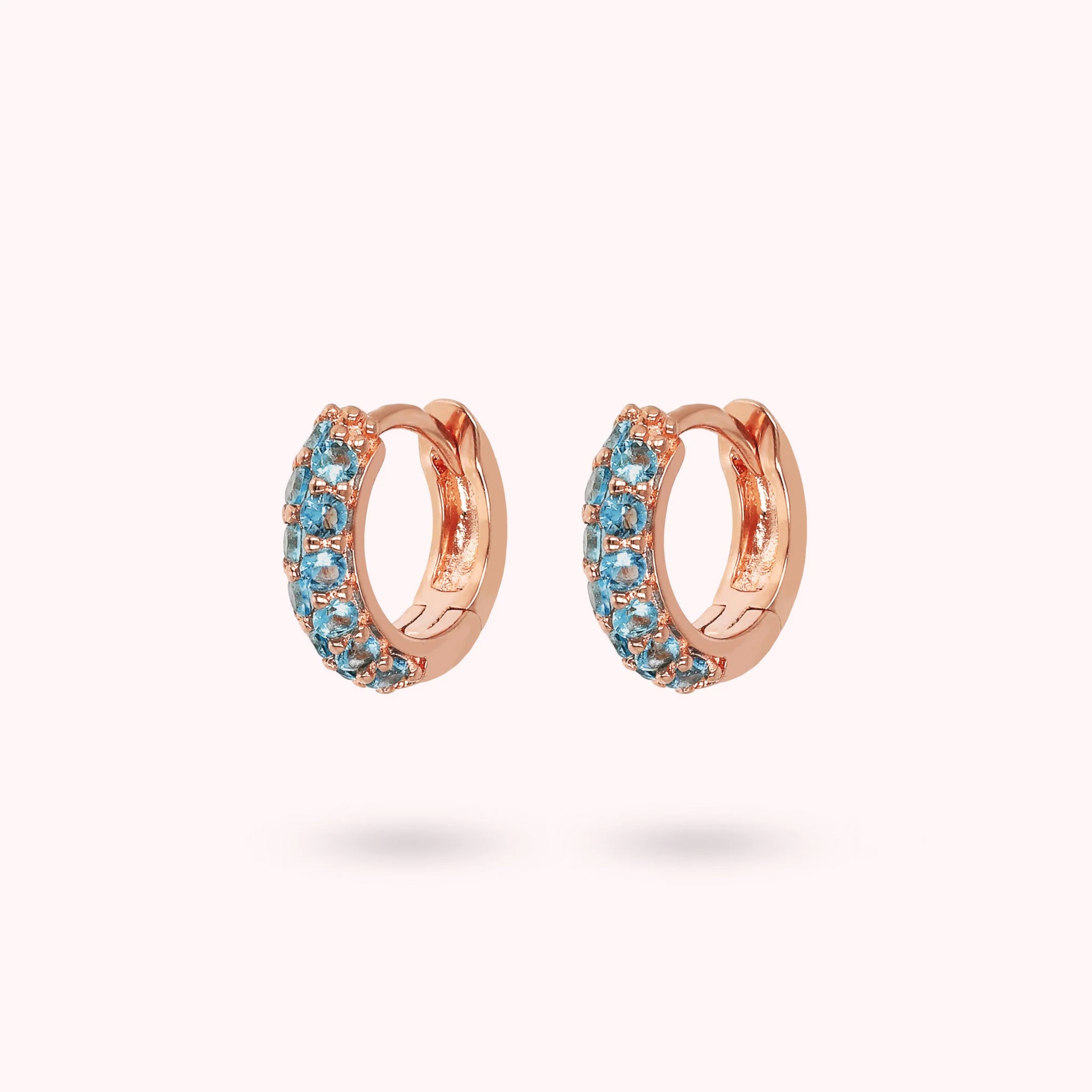Orecchini a Cerchio con Pavé in Cubic Zirconia