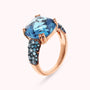 Bague cocktail avec Pierre Prisma Gem carrée et pavé