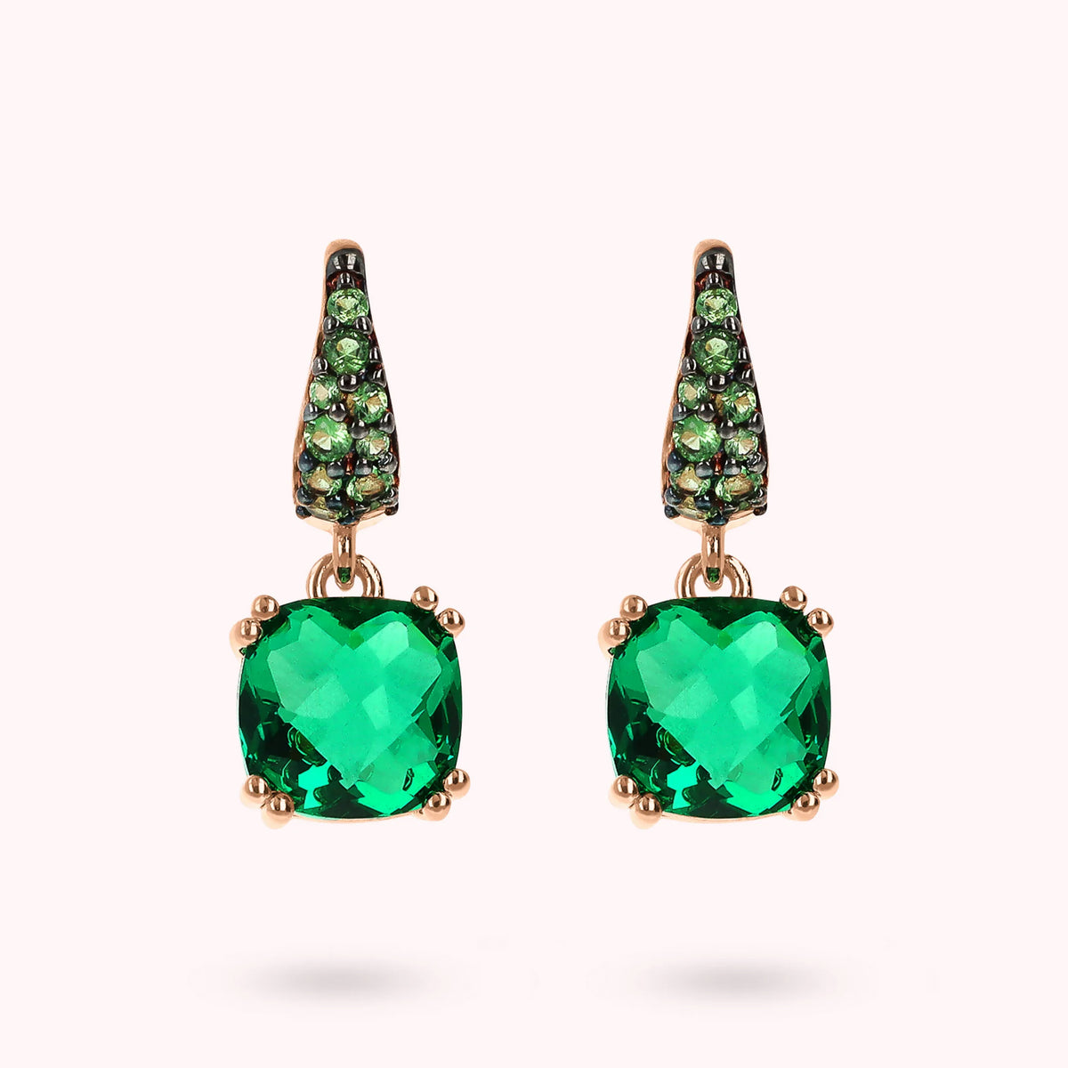 Boucles d'Oreilles Pendantes avec Pierre Prisma Gem et Pavé