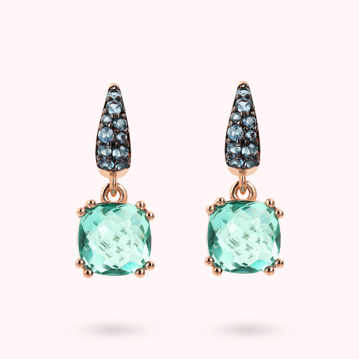 Boucles d'Oreilles Pendantes avec Pierre Prisma Gem et Pavé