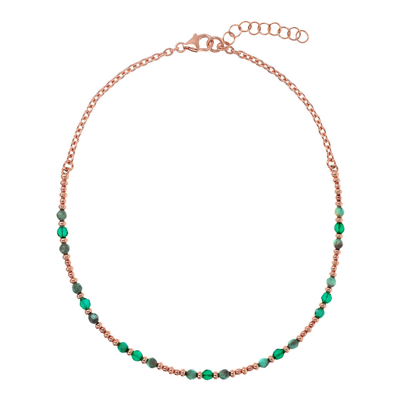 Halskette mit kleinen Perlen und facettierten Natursteinen