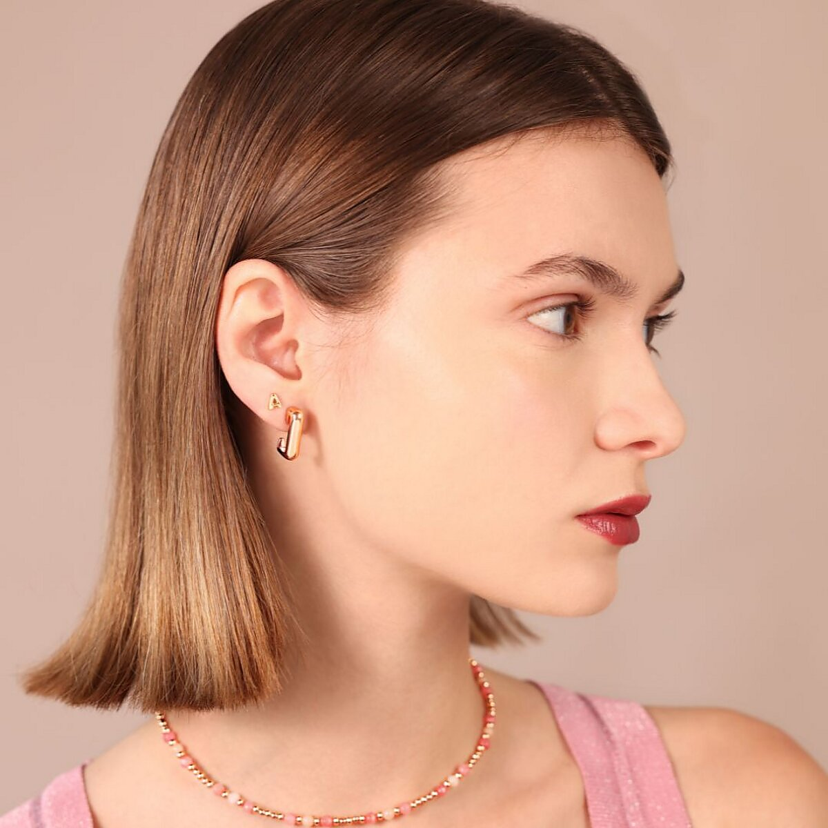 Ohrstecker mit Buchstaben