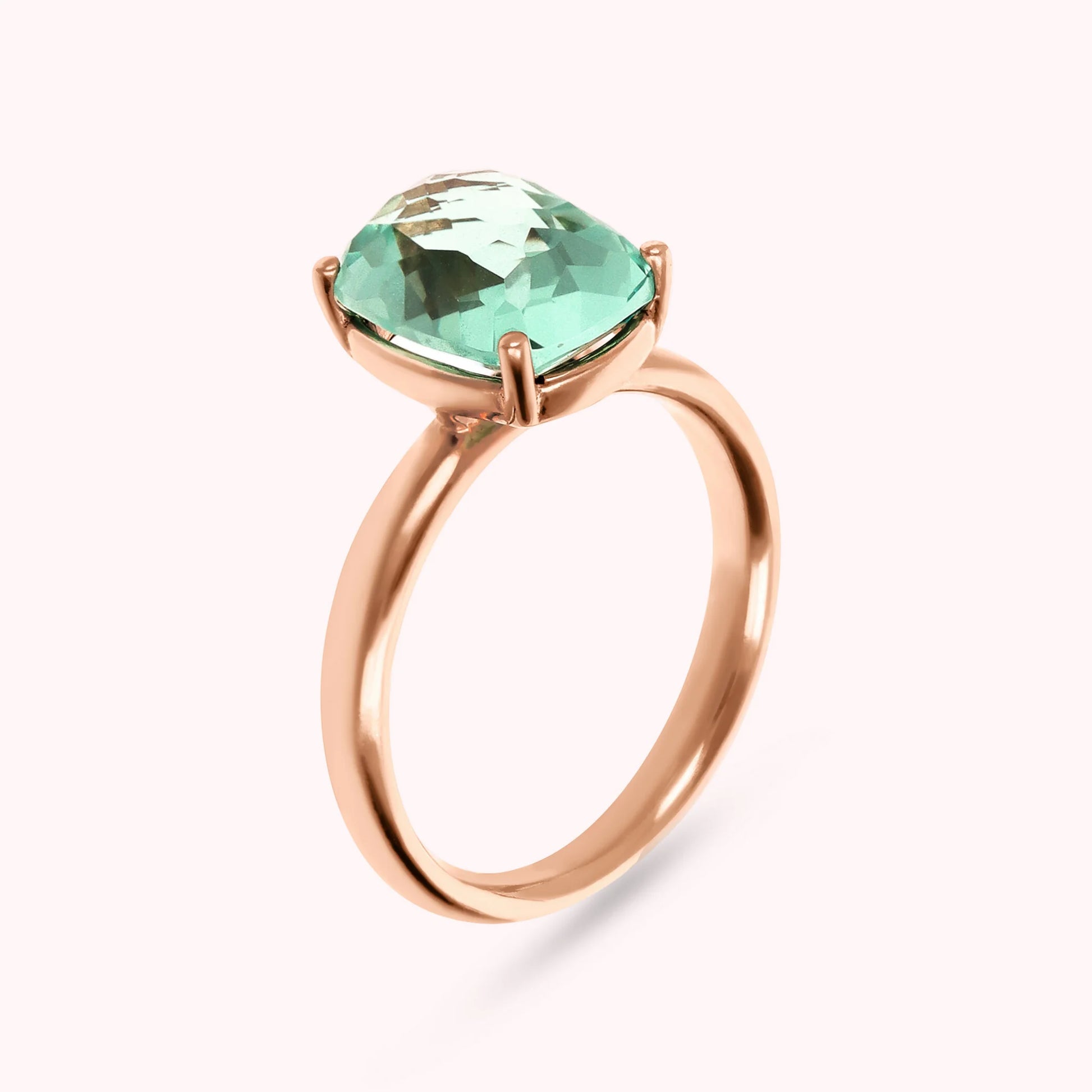 Cocktail Ring mit rechteckigem Edelstein Prisma Mosaik Schliff
