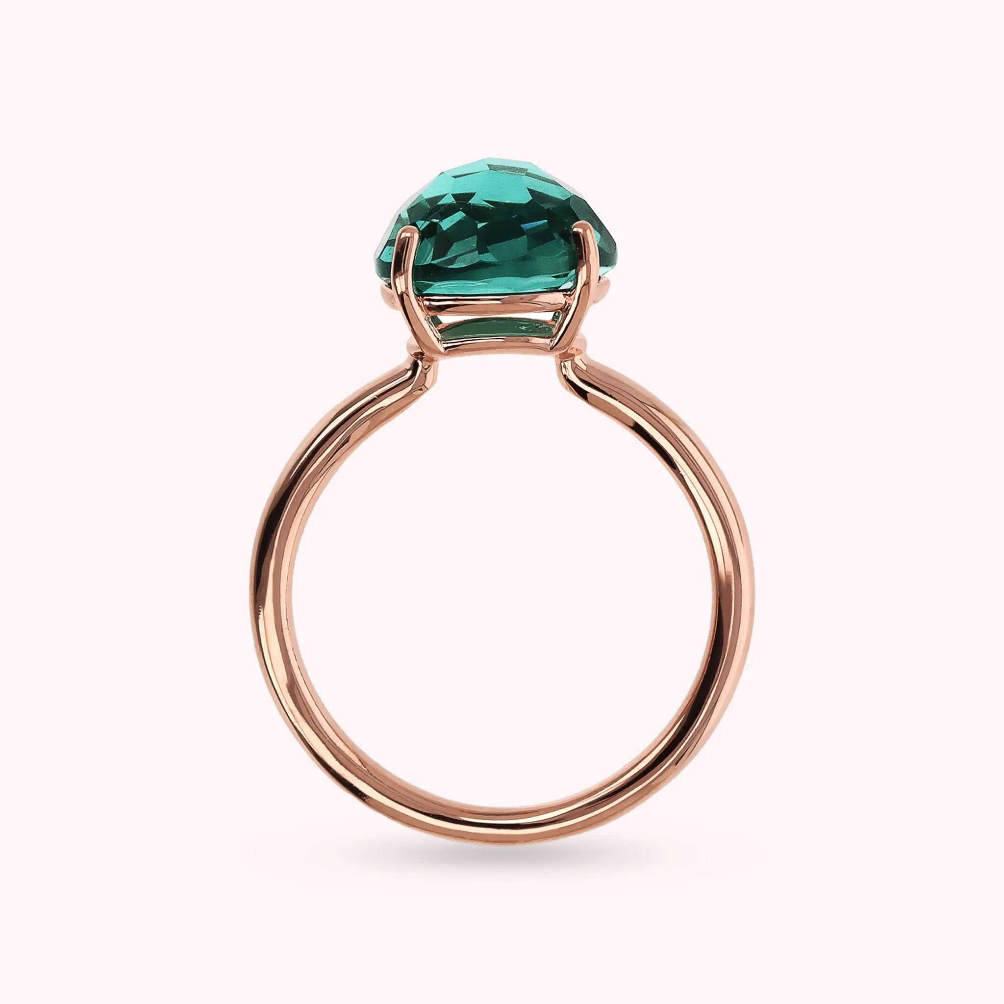 Anello Essentiel Cocktail con Prisma Gem Tonda Taglio Mosaico