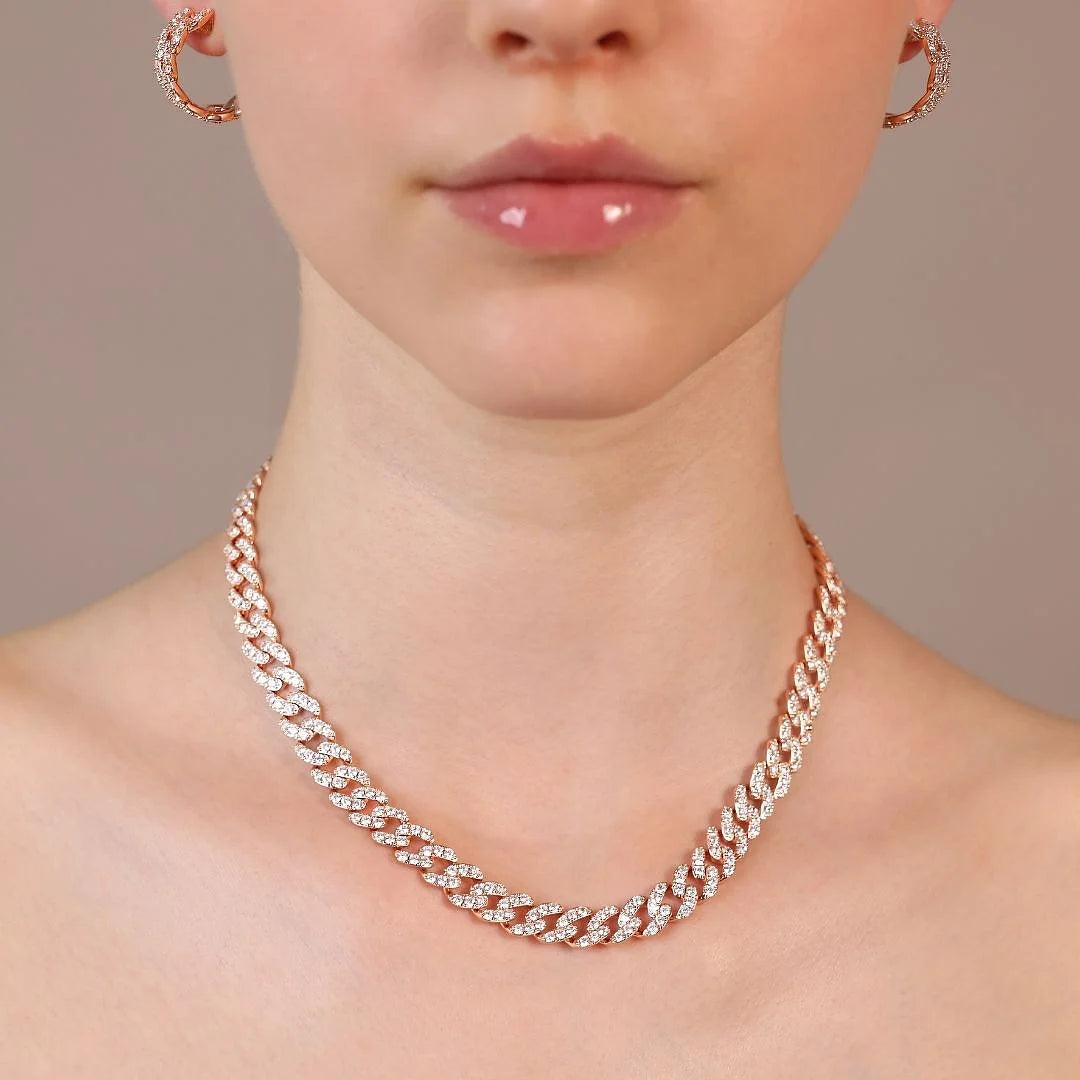 Choker-Halskette mit quadratischer Grumetta-Kette und Cubic Zirkonia Pavé