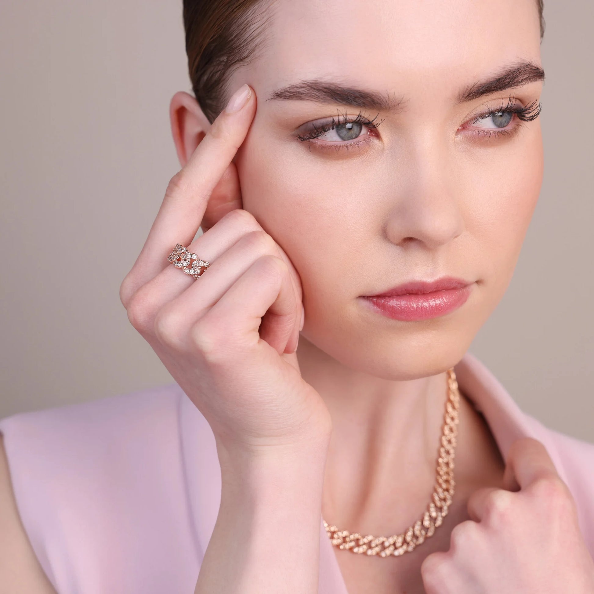 Bague à chaîne Grumetta carrée avec pavé de zirconium cubique