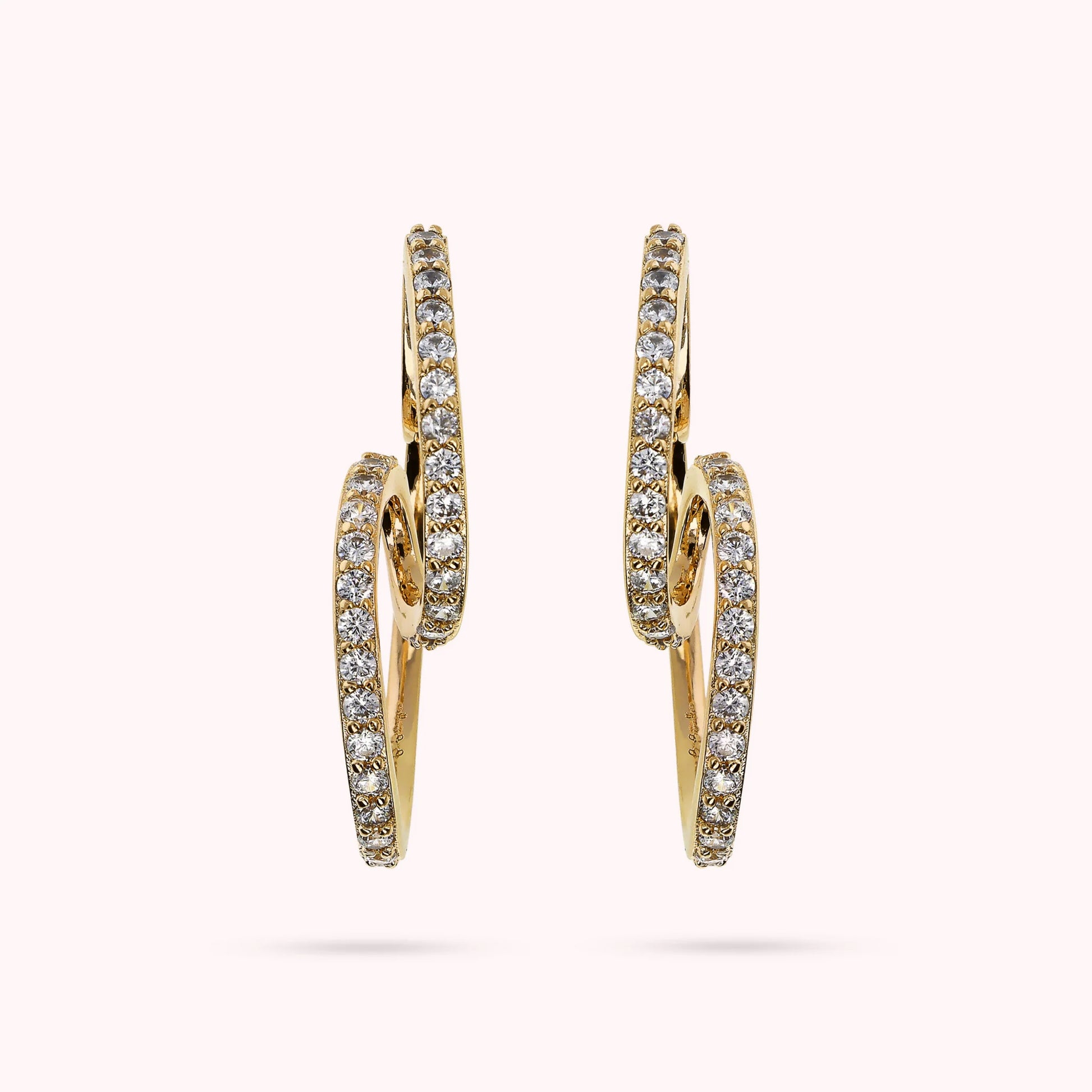 Goldene Anhänger-Ohrringe mit kubischem Zirkon