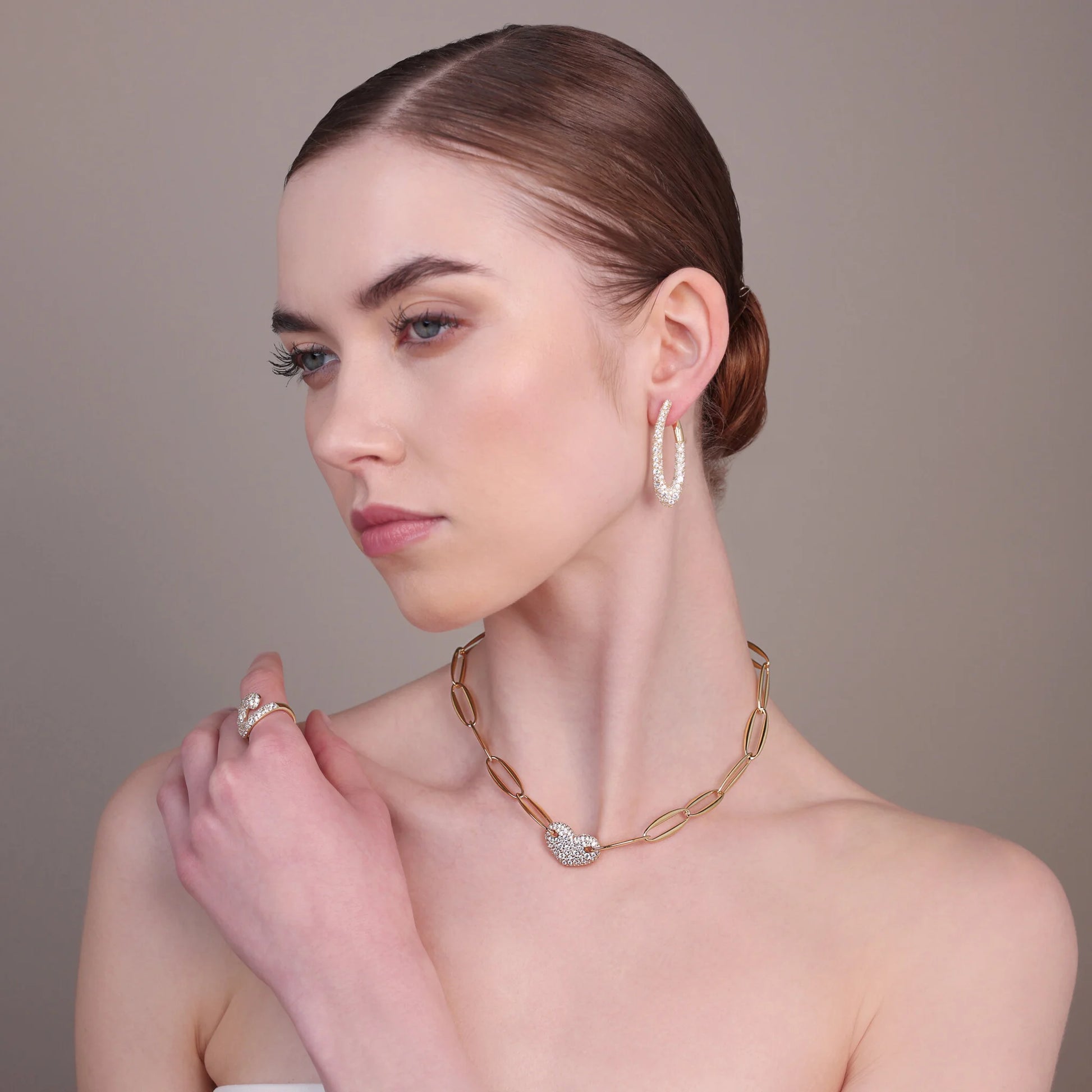 Golden Mesh Marquise and Heart Necklace in Cubic Zirconia Pavé