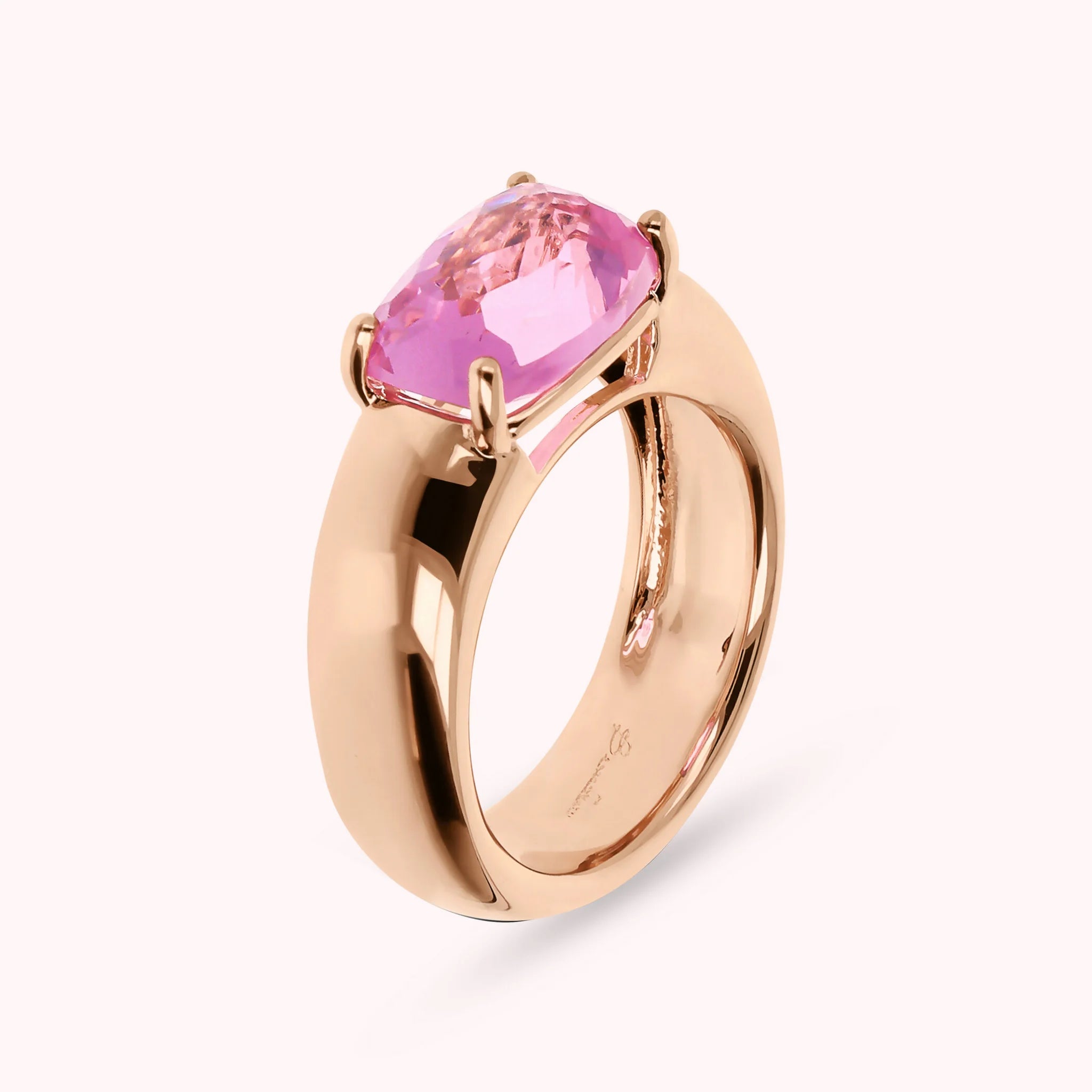 Anello Essentiel a Fascia con Prisma Gem Taglio Mosaico