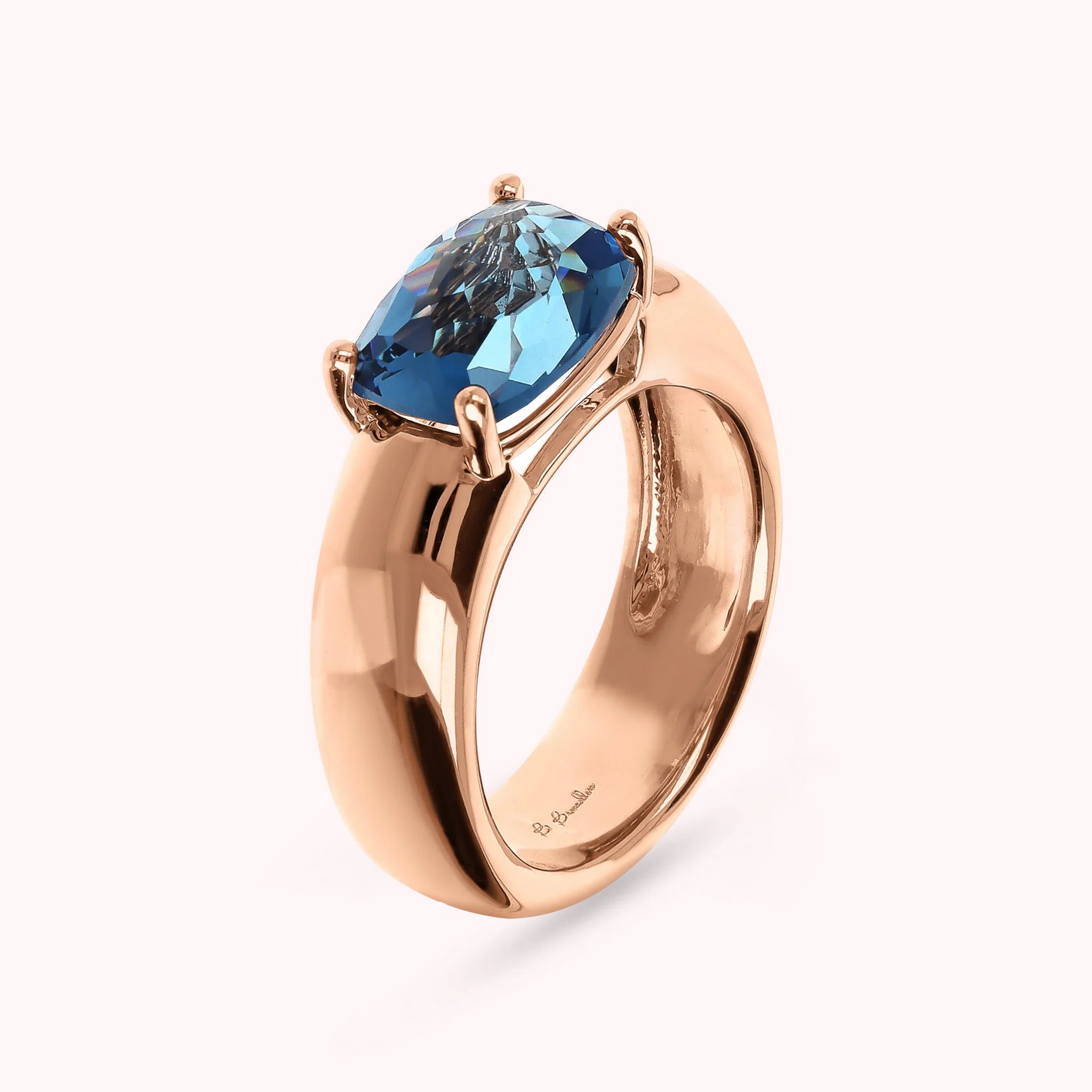 Anello Essentiel a Fascia con Prisma Gem Taglio Mosaico