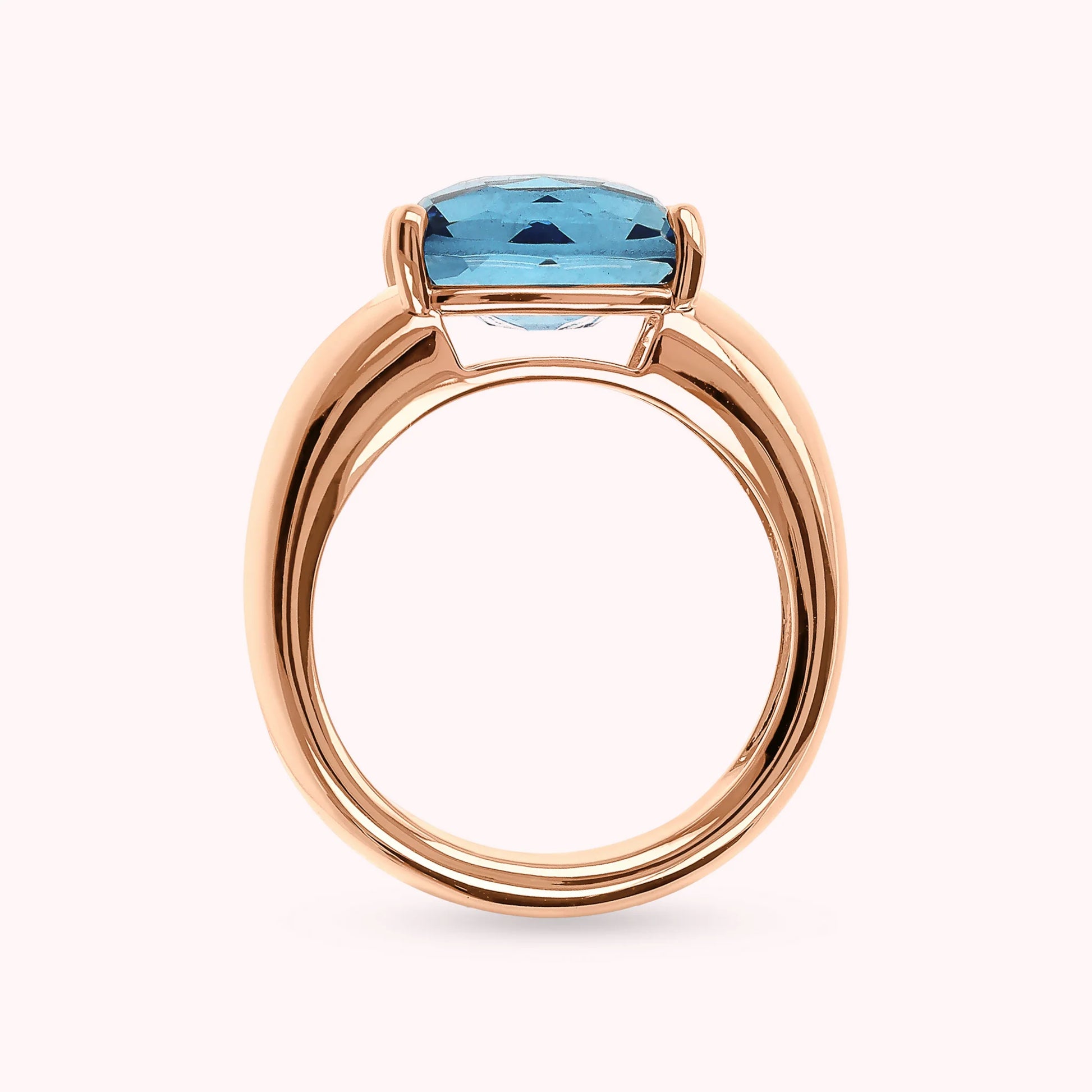 Anello Essentiel a Fascia con Prisma Gem Taglio Mosaico