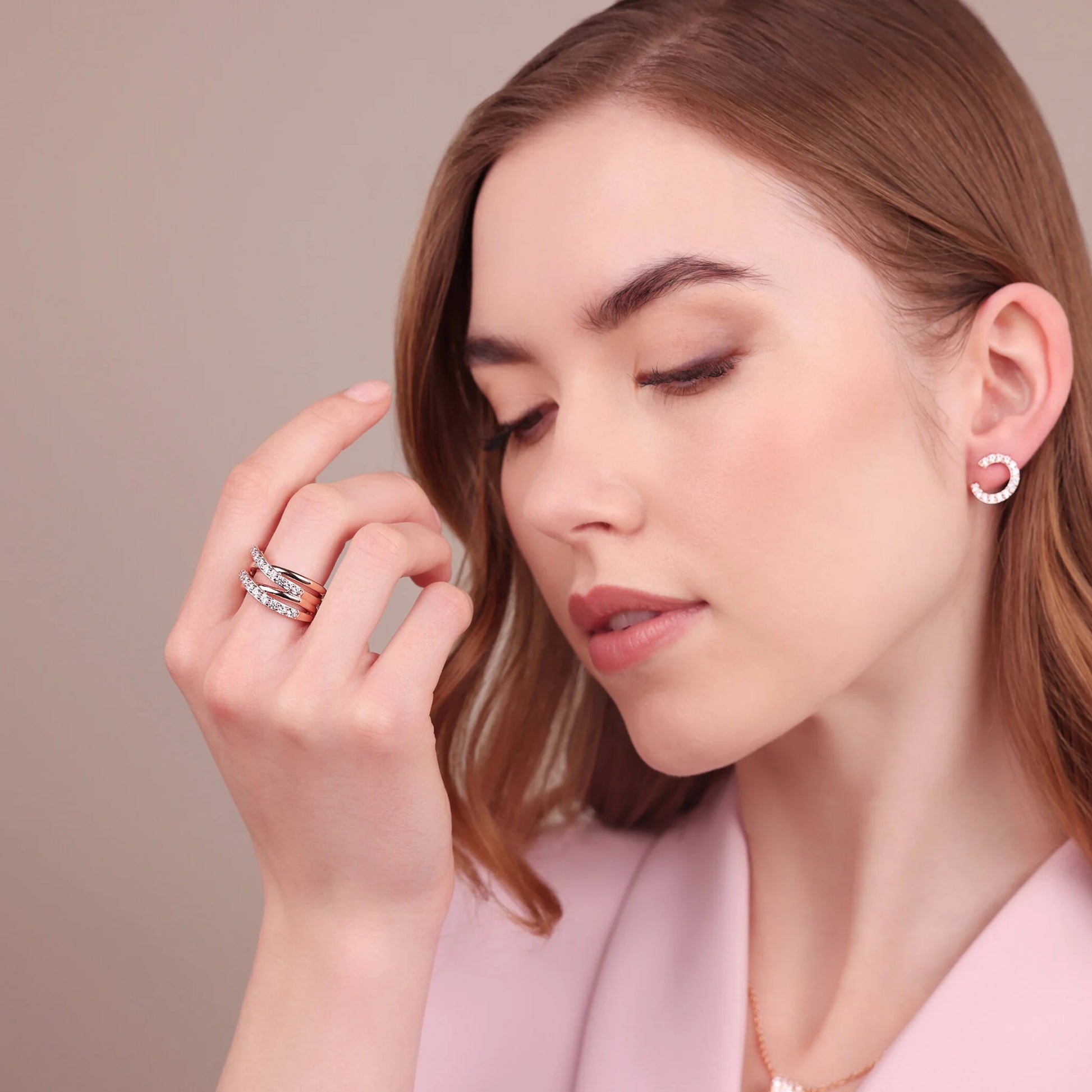 Bague tressée à plusieurs brins avec zircon cubique