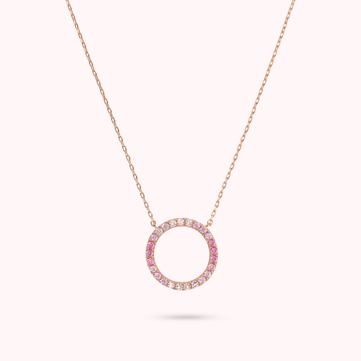 Collier à pendentif anneau en zircon cubique