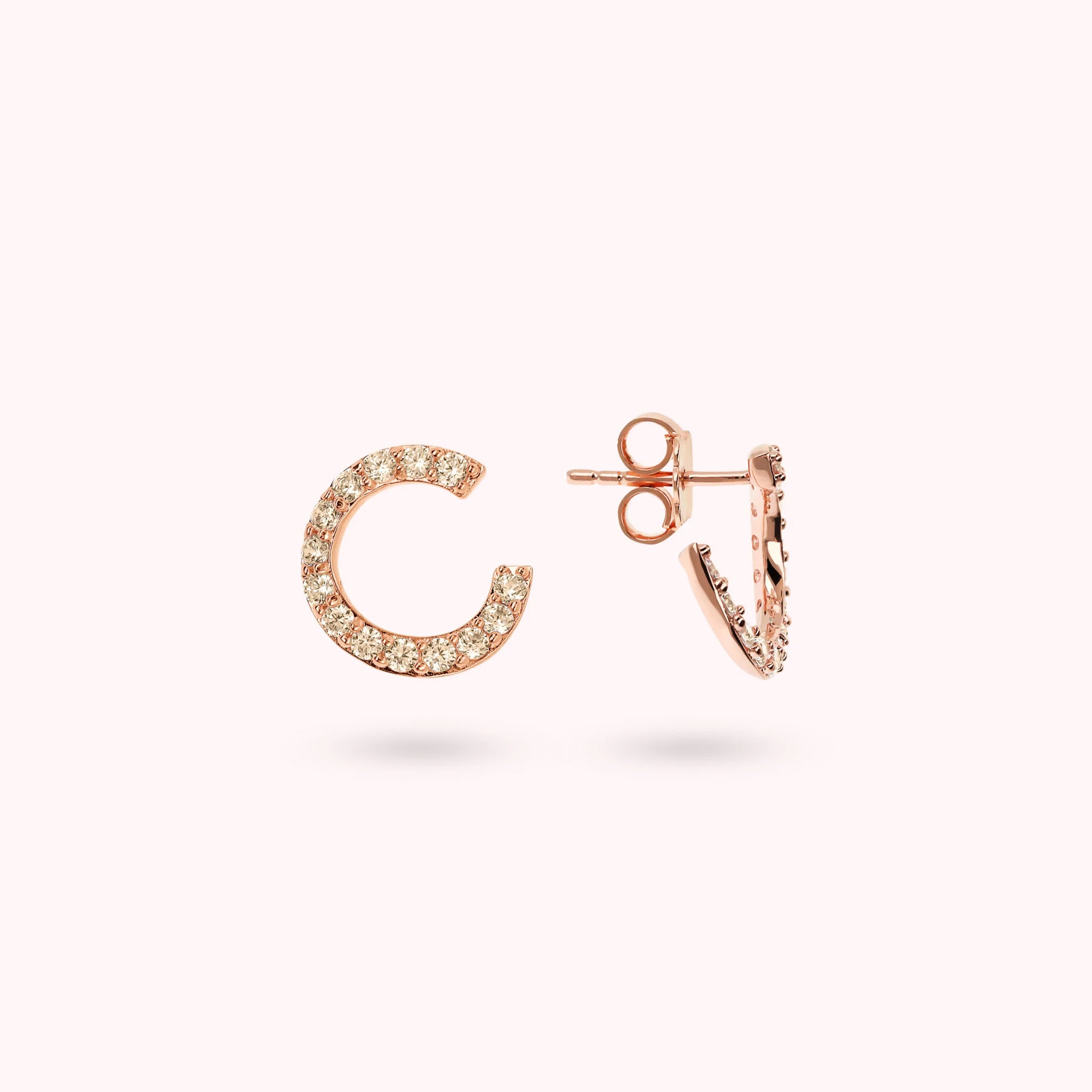 Orecchini a Lobo Semicerchio con Cubic Zirconia