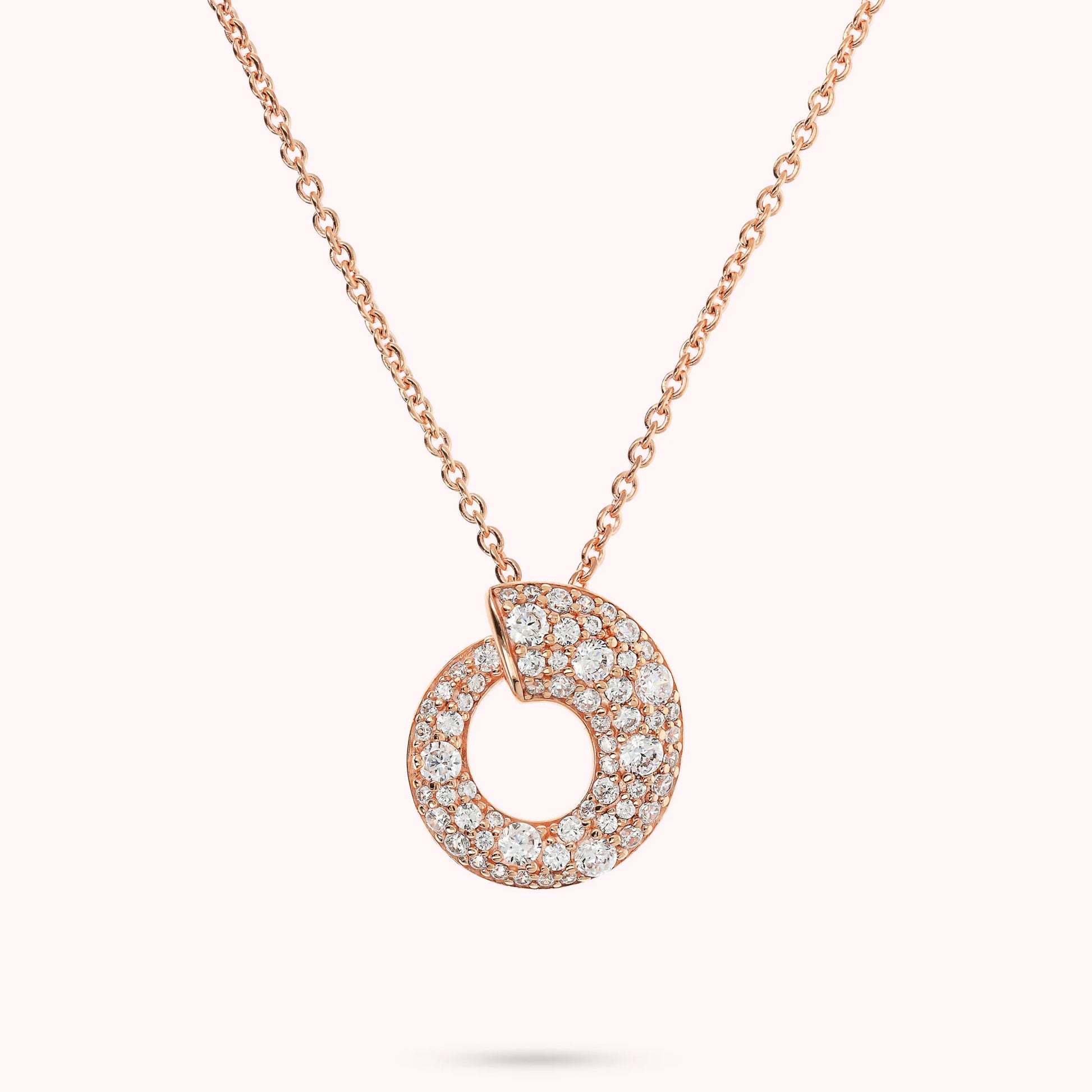 Mixed Pavé Graduated Circle Pendant Necklace