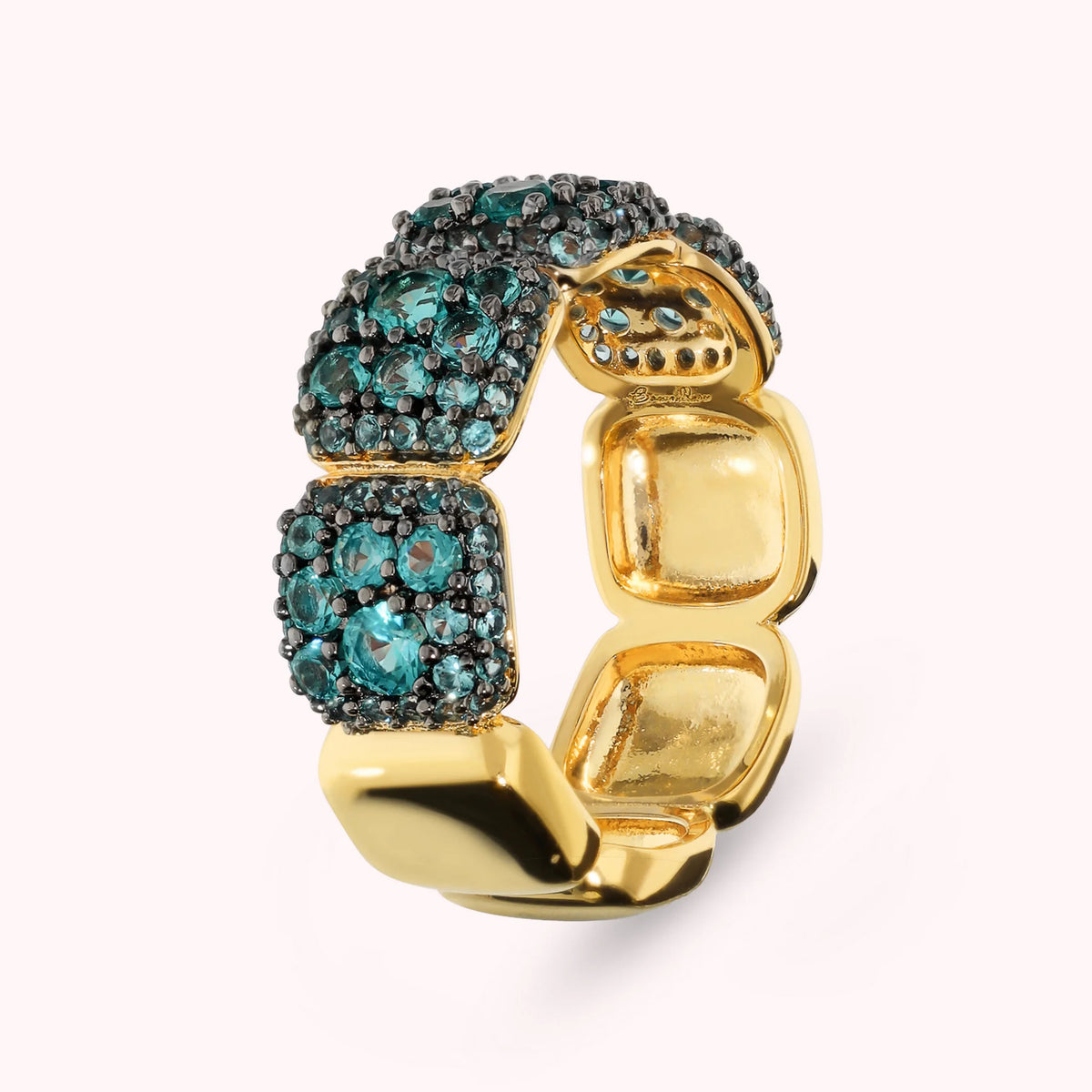 Anello a Fascia Golden con Elementi Quadrati in Pavé di Cubic Zirconia