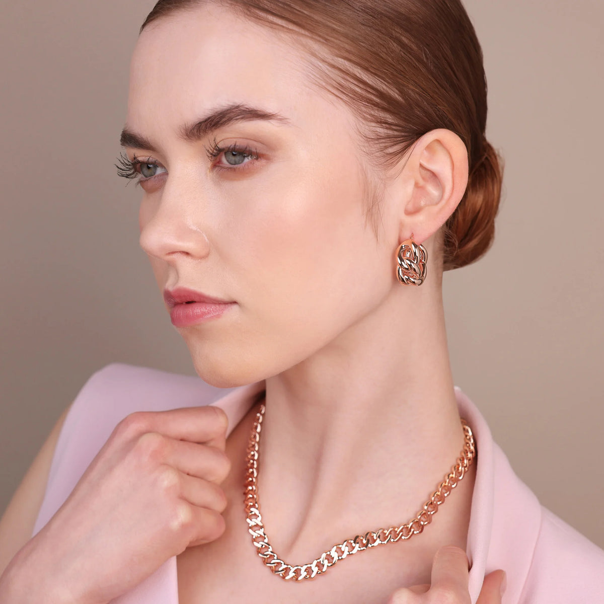 Shiny Grumetta Chain Hoop Earrings