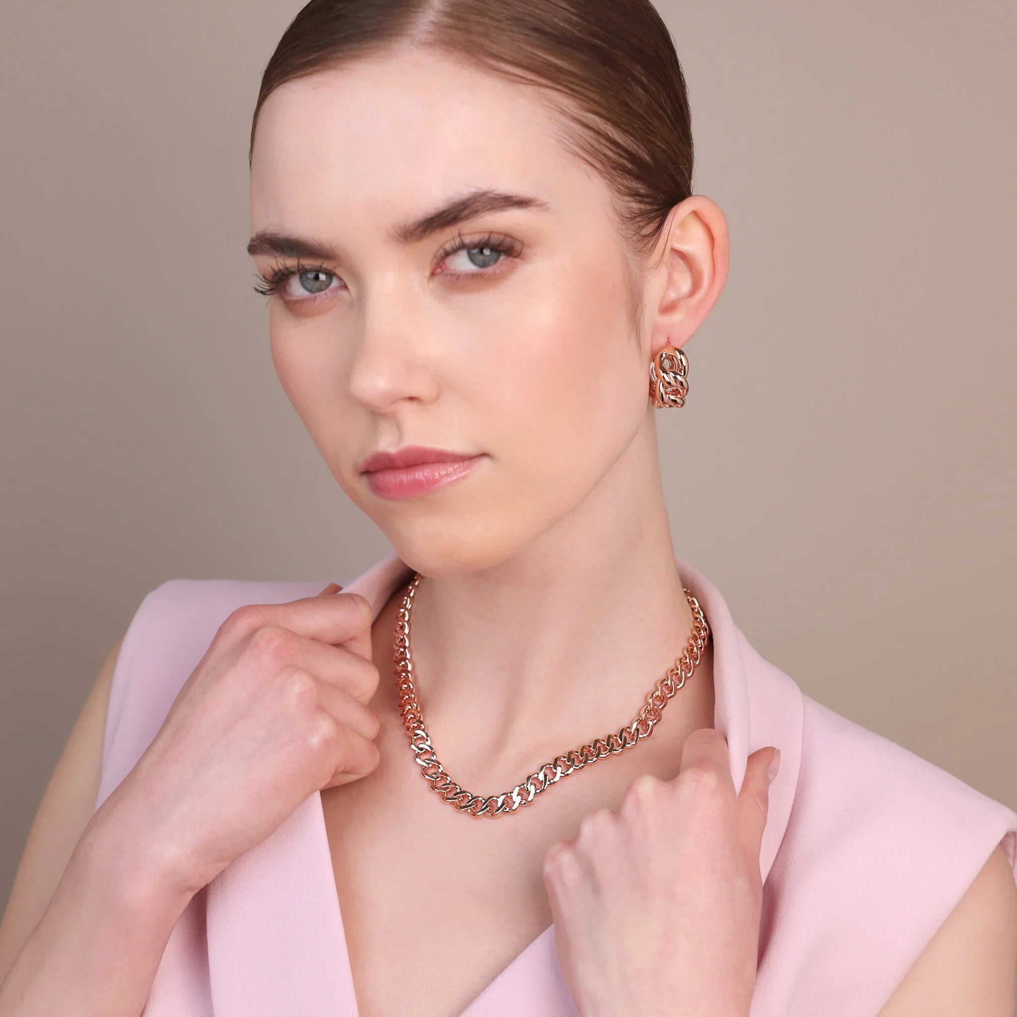 Shiny Grumetta Chain Hoop Earrings