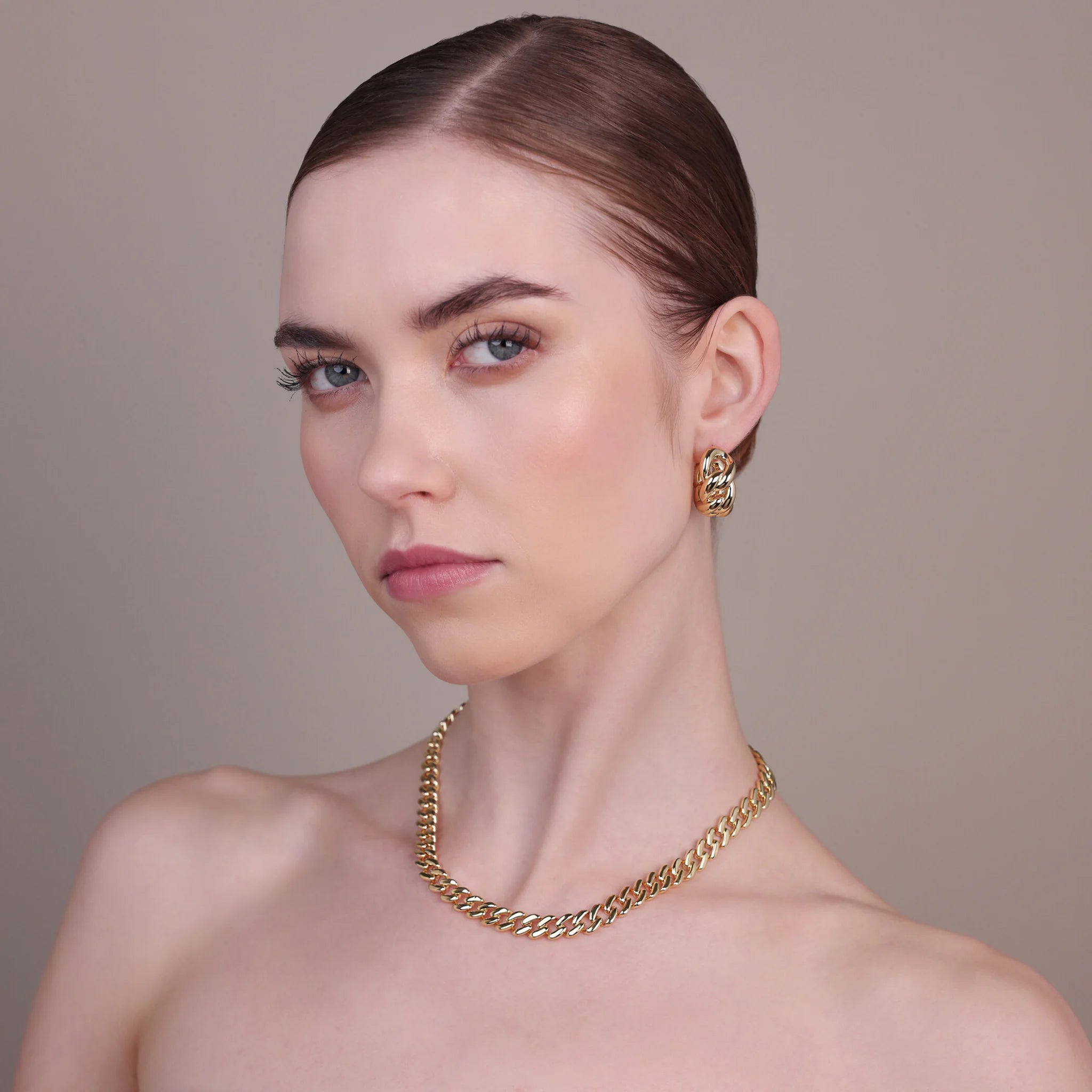 Golden Chain Grumetta Polished Necklace