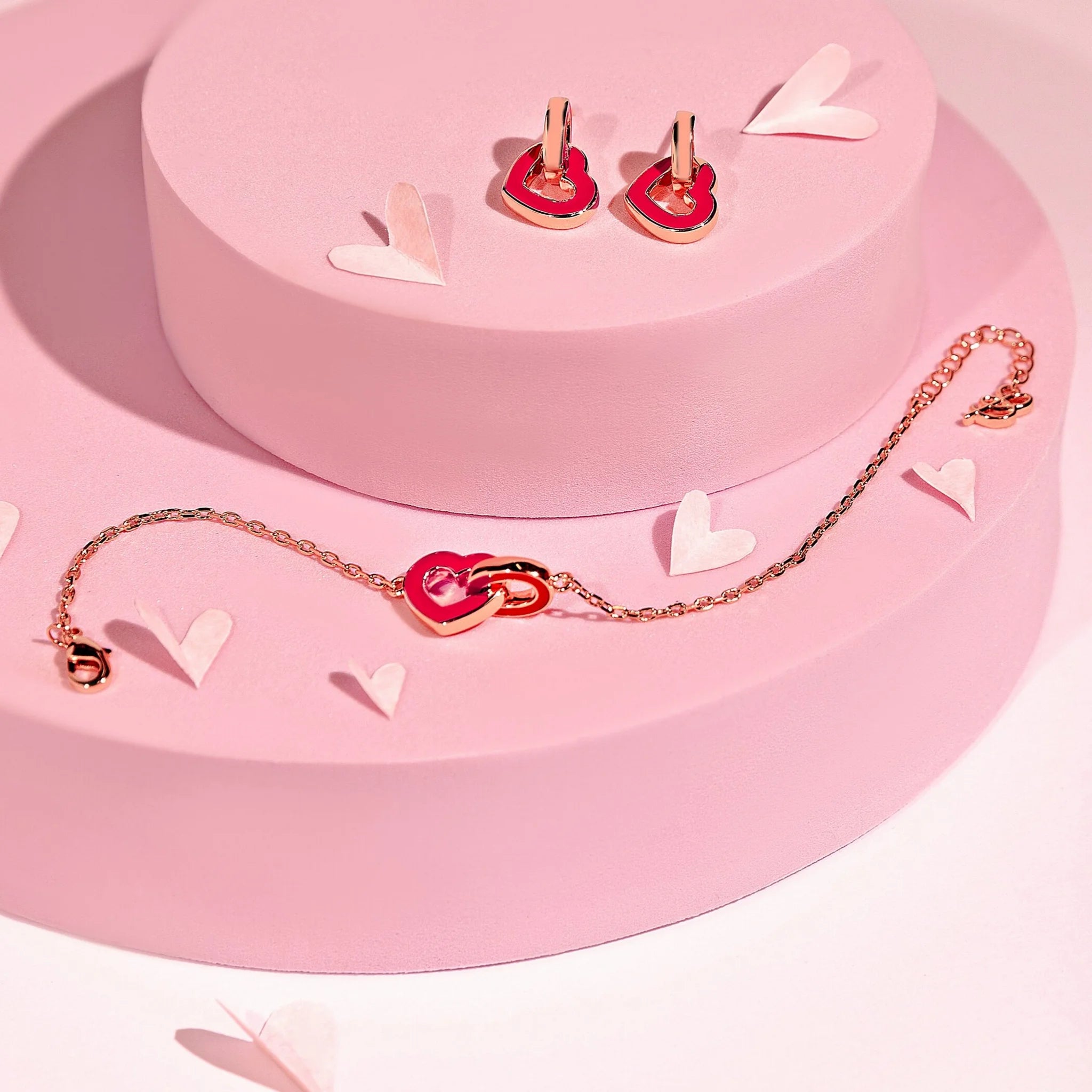Bracelet and Dangle Earrings Set with Double Enamel Heart Element and Oval Link